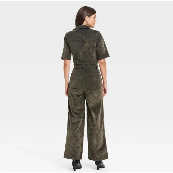 NWT Women's Holiday Short Sleeve Flocked
Denim Jumpsuit - Universal Thre… - Picture 2 of 4